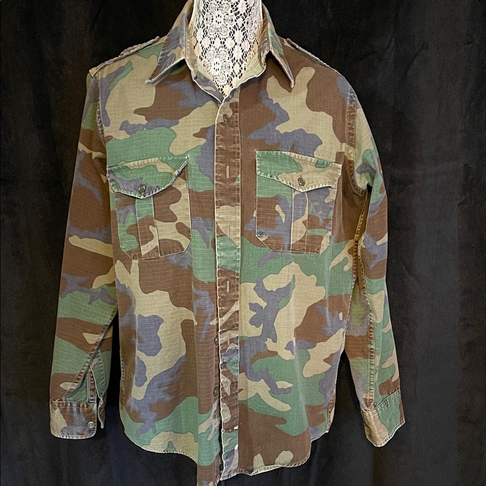 Vintage L.L. Bean Men's Green and Brown Camouflage Field Jacket
